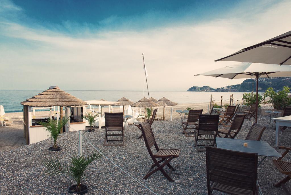 La Terrazza Sul Mare Apartment Letojanni Ngoại thất bức ảnh
