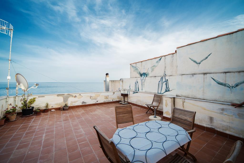 La Terrazza Sul Mare Apartment Letojanni Ngoại thất bức ảnh